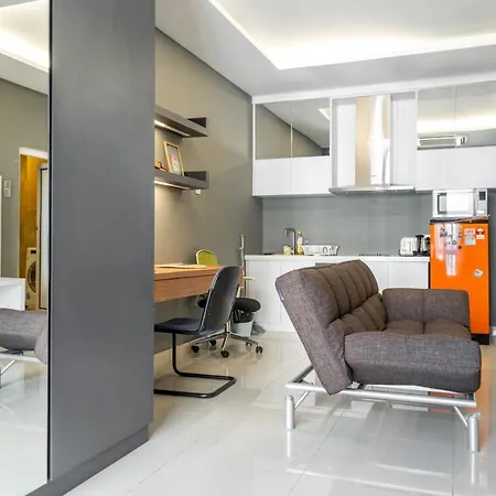 Mansion One Executive Bathtub 1Bedroom 2-4Pax George Town Exterior photo